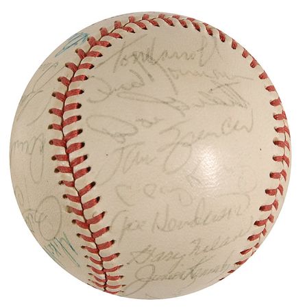 Lot #1384 Cincinnati Reds Baseball - Image 3