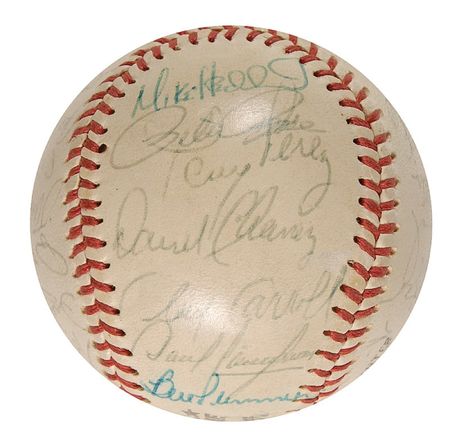 Lot #1384 Cincinnati Reds Baseball - Image 4