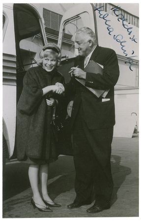 Lot #1036 William Castle Signed Photograph - Image 1