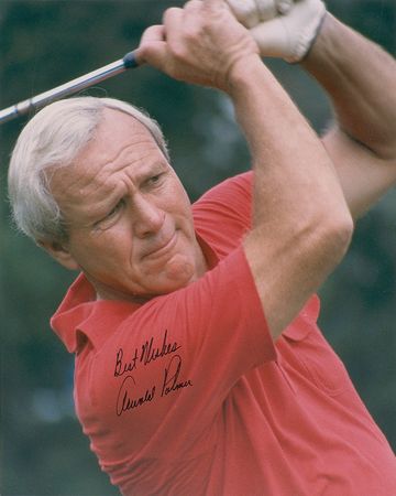 Lot #1513 Arnold Palmer Signed Photographs - Image 2