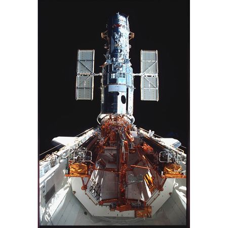 Lot #625  Hubble Space Telescope Solar Array Bistem Brace - Image 22