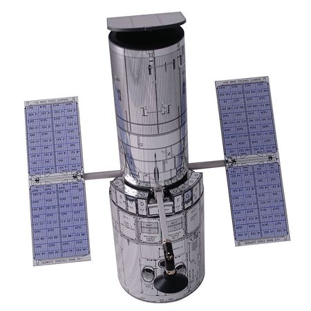 Lot #626 Hubble Space Telescope - Image 2