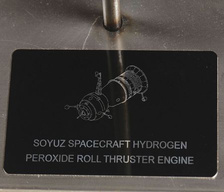 Lot #74 Soyuz Thruster Engine - Image 2
