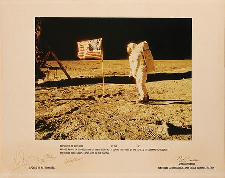 Lot #371 Apollo 11 - Image 1