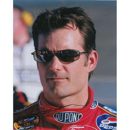 Lot #1648 Jeff Gordon Signed Photographs - Image 2
