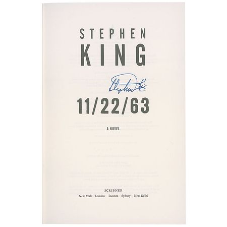 Lot #637 Stephen King Book - Image 1