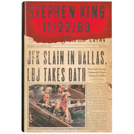 Lot #637 Stephen King Book - Image 2