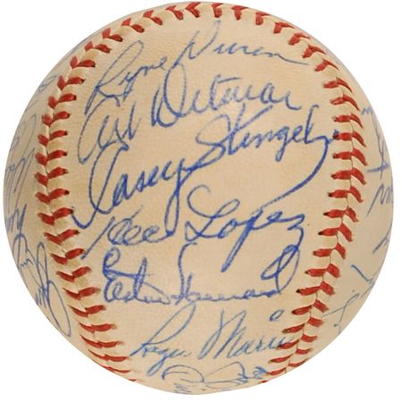 Lot #1742 NY Yankees: 1960 Yankees team ball including Mantle, Stengel, Berra, and MVP Maris - Image 3