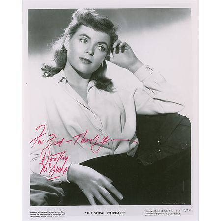 Lot #1423 Dorothy McGuire Signed Photographs - Image 1