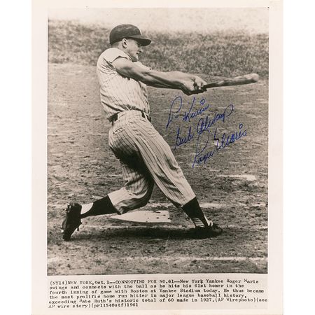 Lot #1446 Roger Maris: Maris makes up for missing signatures with a signed photo of his record-breaking home run - Image 2