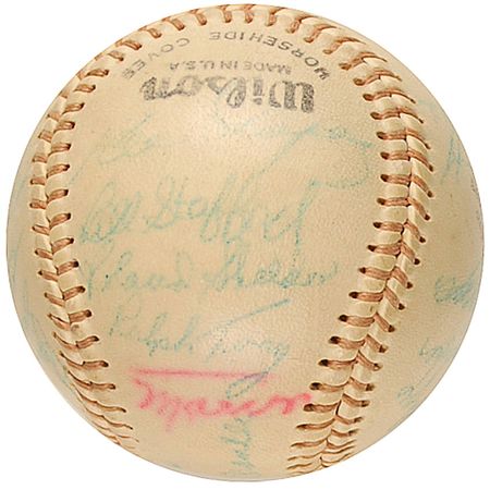 Lot #1457 NY Yankees: Yankees 1961 World Championship team ball including Mantle, Berra, and home run king Maris - Image 3