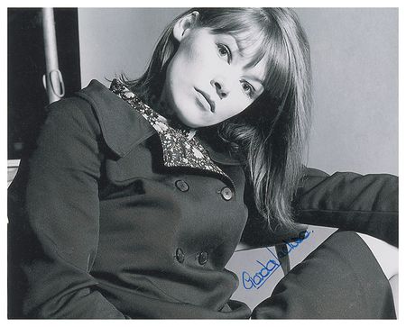 Lot #997 Glenda Jackson Signed Photographs - Image 1