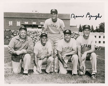Lot #1371 Sammy Baugh Signed Photographs - Image 2