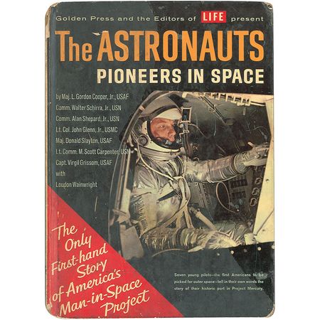 Lot #397 Mercury 7: America’s space pioneers - Image 2