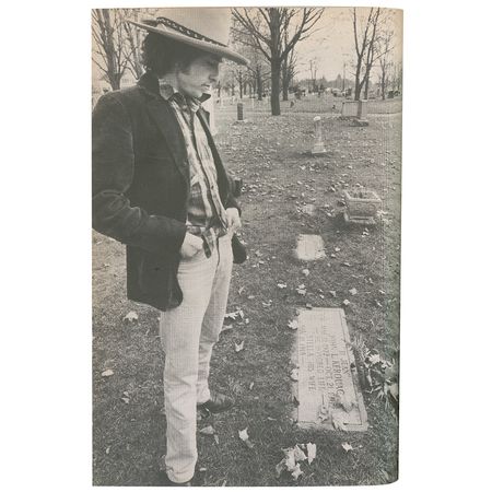 Lot #692 Bob Dylan: A rare lengthy inscription to a music writer, penned by a famous photo of Kerouac’s grave - Image 2