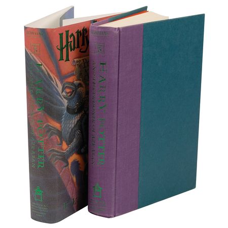Lot #568 J. K. Rowling: Prisoner of Azkaban first edition - Image 2