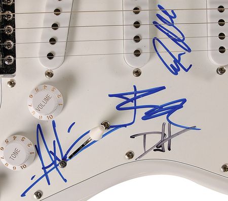 Lot #804 Guns N? Roses Guitar - Image 2