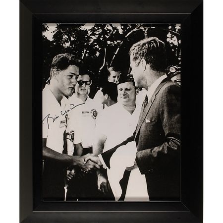 Lot #16 Bill Clinton Signed Photograph