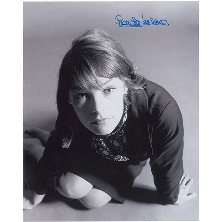 Lot #1163 Glenda Jackson Signed Photographs - Image 2