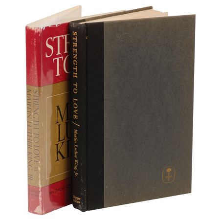 Lot #255 Martin Luther King, Jr: A boldly signed first edition of King’s 1963 sermons - Image 2