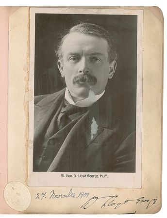 Lot #135 Autograph Album: British autograph album including Scott, Churchill, and a spectacular Shackleton AQS - Image 5