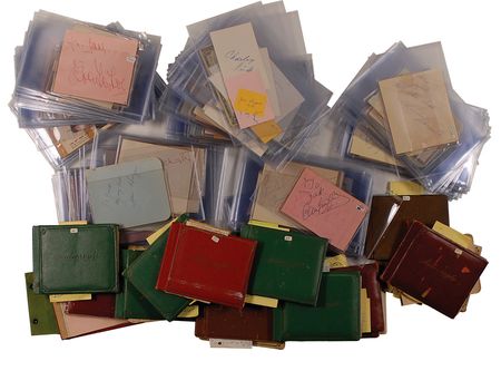 Lot #966 Actors and Actresses: Large vintage Hollywood collection of over 1300 signatures including Brando, Hepburn, Wayne, and an early Garland - Image 1