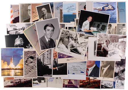 Lot #530 NASA Mission Control Signed Photographs - Image 1