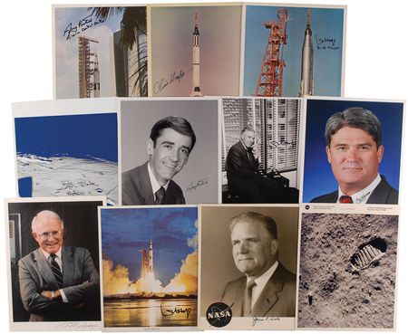 Lot #530 NASA Mission Control Signed Photographs - Image 5