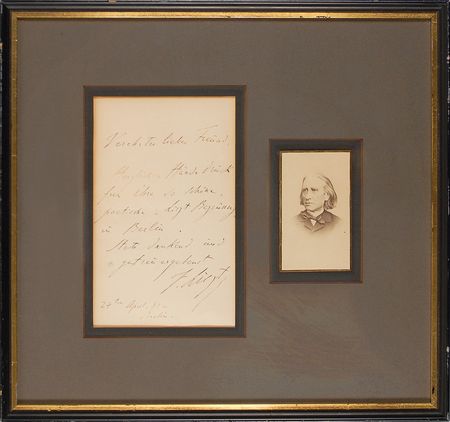 Lot #758 Franz Liszt: In a scarce handwritten letter, Liszt sends thanks for a poem in his honor - Image 1