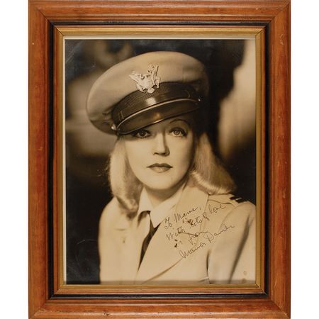 Lot #1057 Marion Davies Signed Photograph - Image 2