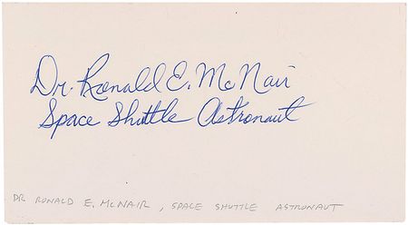 Lot #489 Challenger: A superlative and unusual set of crew signatures - Image 5