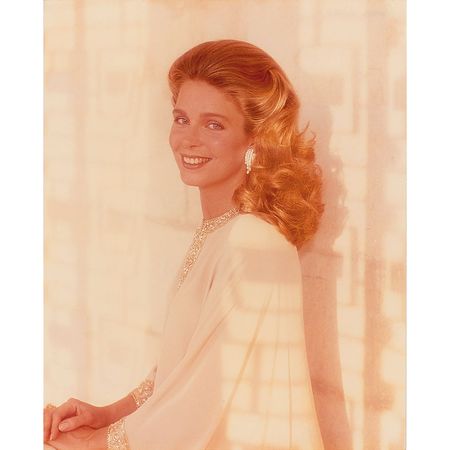 Lot #299 Queen Noor Signed Photograph - Image 2