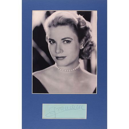 Lot #1361 Grace Kelly Signature - Image 1
