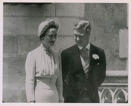Lot #367 Duke and Duchess of Windsor Signatures - Image 3