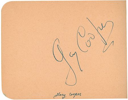 Lot #1044 Autograph Album Autograph Album - Image 1