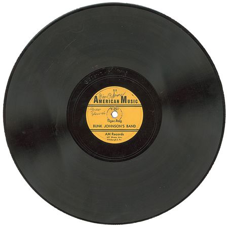 Lot #1022 Willie ‘Bunk’ Johnson and Band Record - Image 1