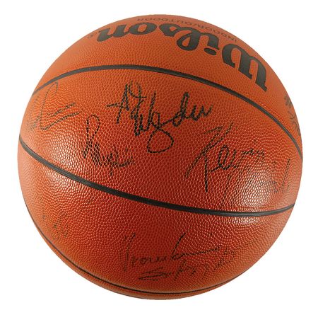 Lot #1464 Boston Celtics - Image 1
