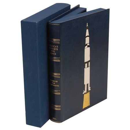 Lot #289 Moonwalkers - Image 13