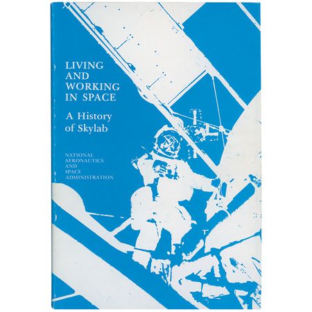 Lot #606 Charles Conrad and Alan Bean - Image 2