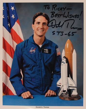 Lot #663 STS-65 - Image 5