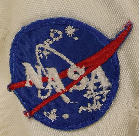 Lot #229 Apollo A7L Space Suit Mock-Up - Image 2