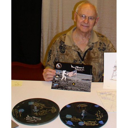Lot #235 Apollo Astronauts - Image 11