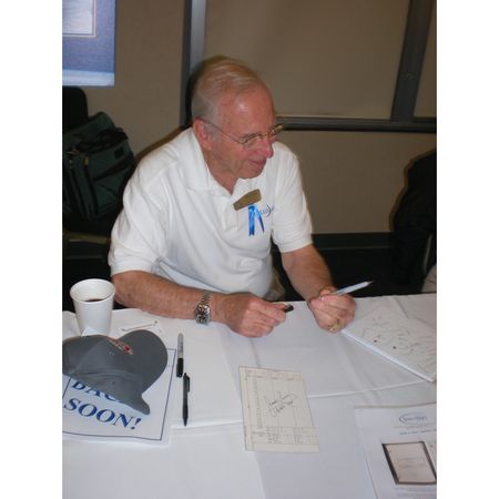 Lot #314 James Lovell and Frank Borman - Image 7