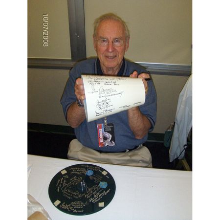 Lot #232 Apollo Astronauts - Image 10