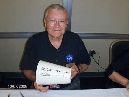 Lot #232 Apollo Astronauts - Image 9