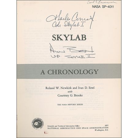 Lot #605 Alan Bean and Charles Conrad - Image 1