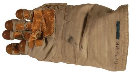 Lot #83 Cosmonaut Glove - Image 2