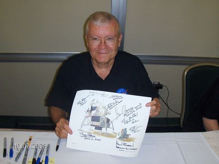 Lot #234 Apollo Astronauts - Image 4