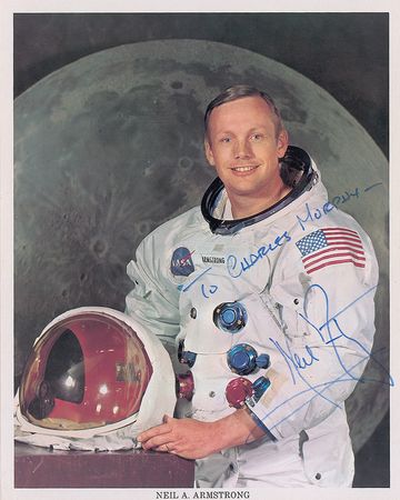 Lot #575 Neil Armstrong Signed Photograph - Image 2