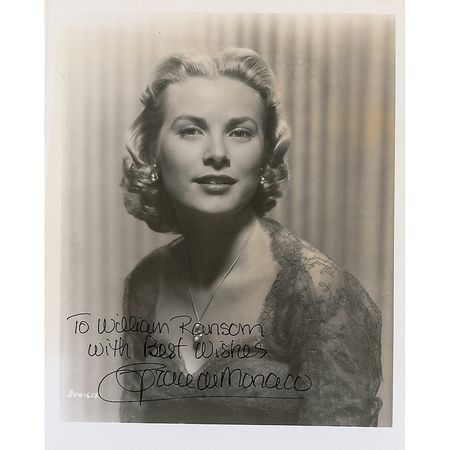 Lot #1327 Grace Kelly Signed Photograph - Image 1